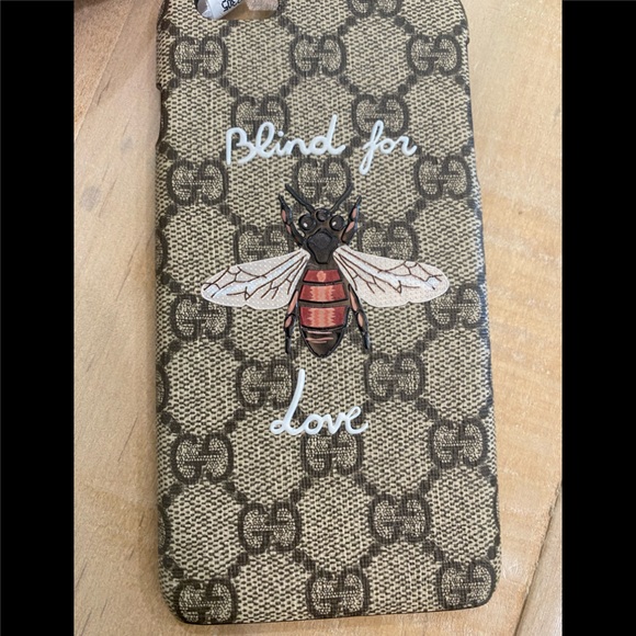 Gucci Blind for Love GG MONOGRAM bumblebee Bee IPhone case cover - Picture 3 of 5